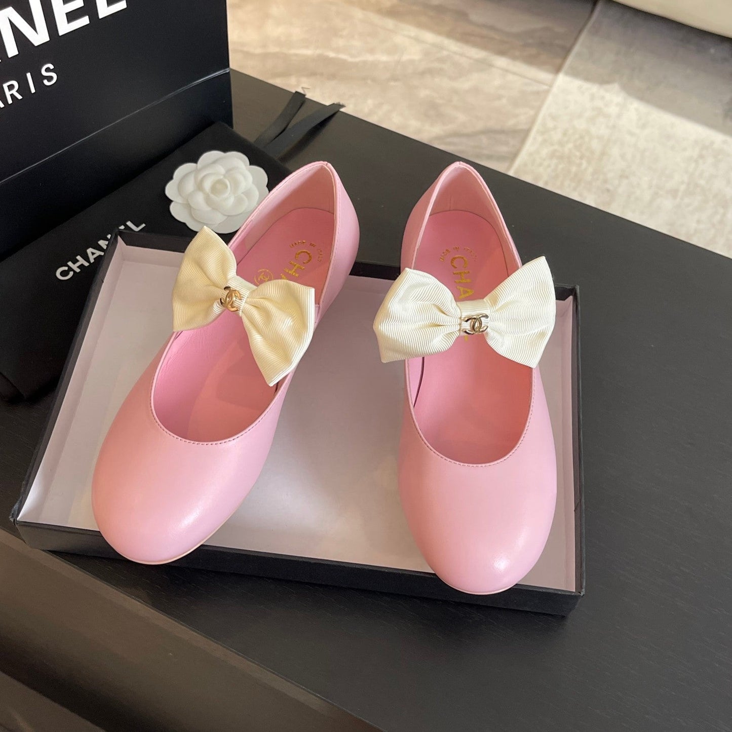 BALLET FLAT LIGHT PINK LAMBSKIN WITH WHITE BOW - 35