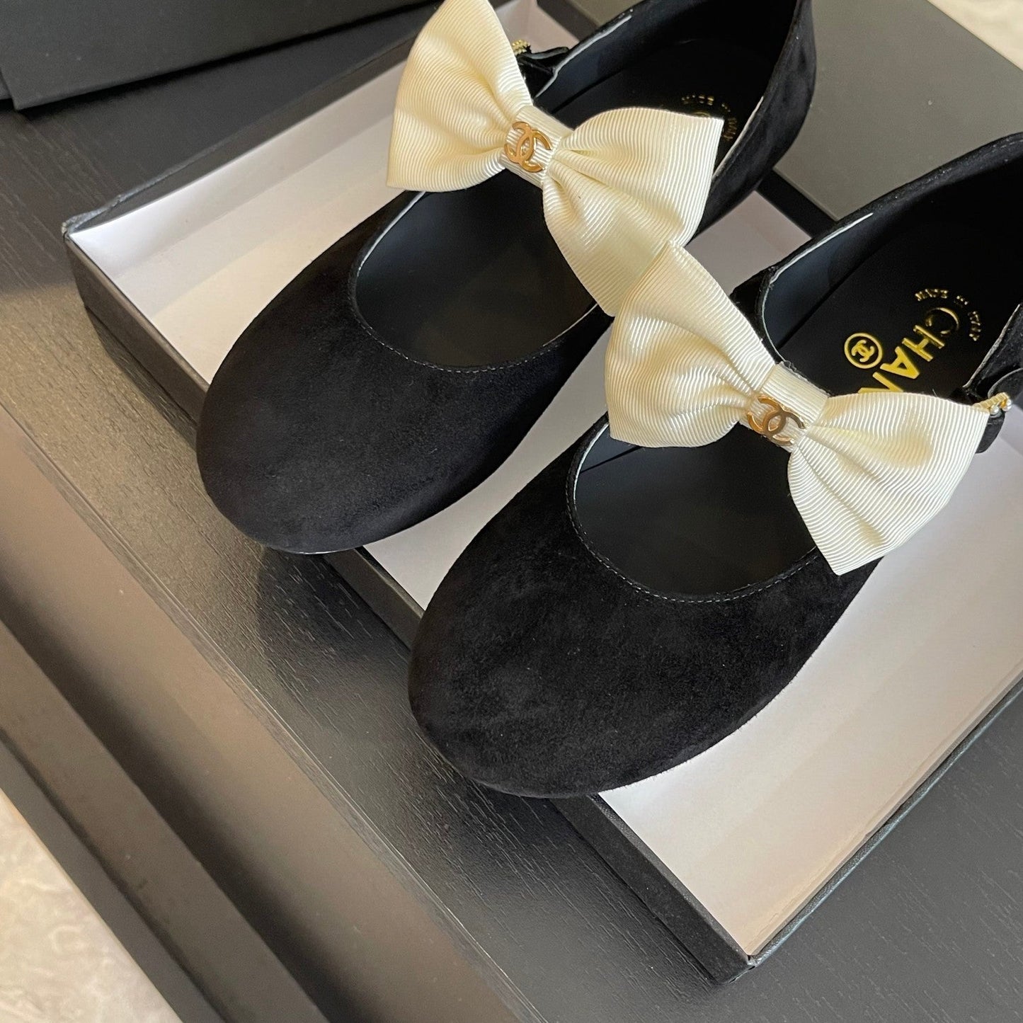 BALLET FLAT BLACK SUEDE LAMBSKIN WITH WHITE BOW - 35