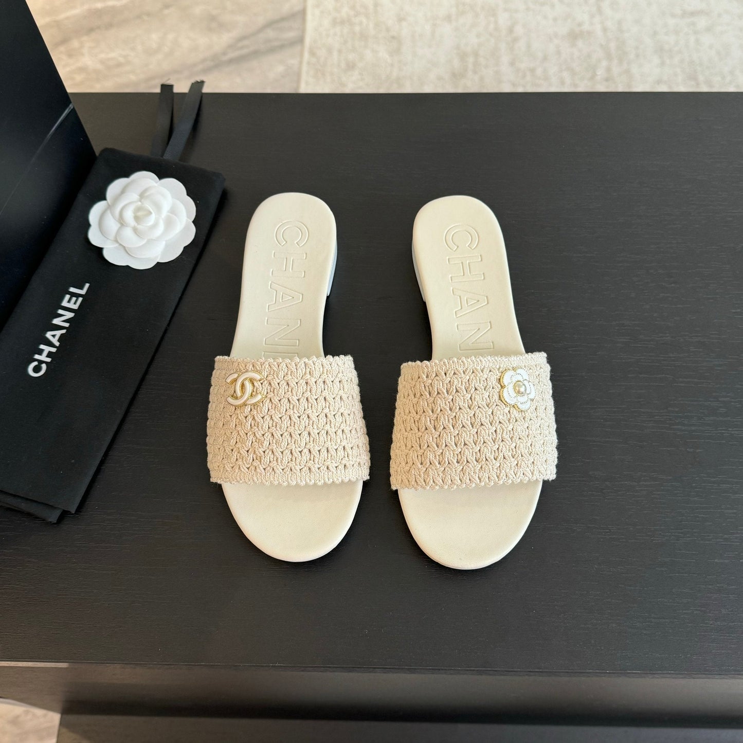 CC WHITE WOVEN FLAT SLIPPERS - 35