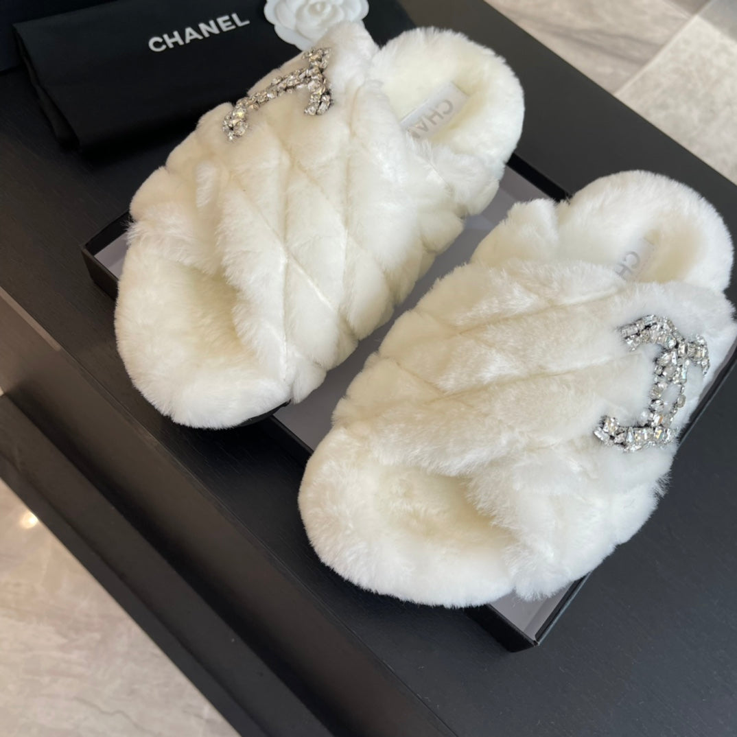WHITE FUR CROSS STRAP SLIPPERS - 35