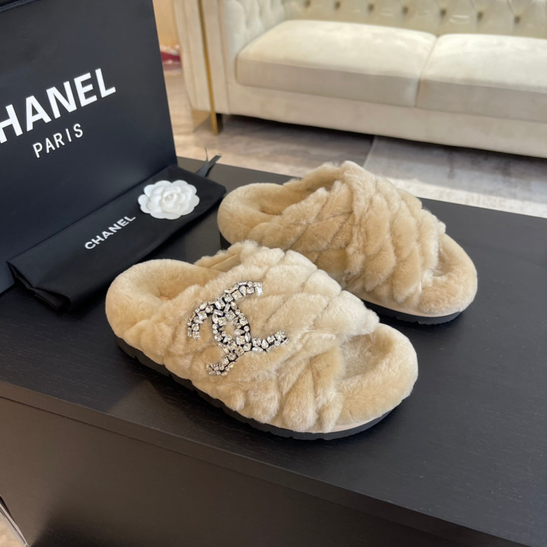 BEIGE CREAM FUR CROSS STRAP SLIPPERS - 35