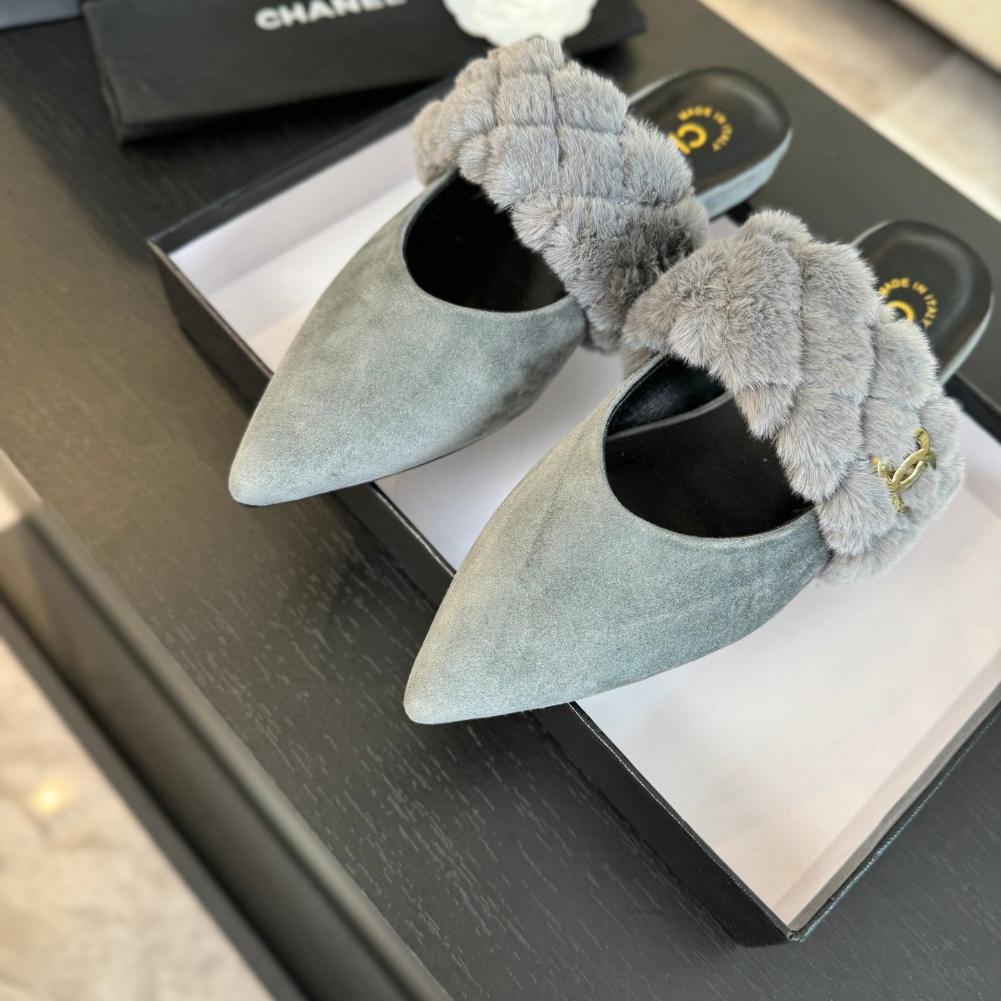 CC MULE IN ASH GREY SMOOTH FLEECE WITH GOLD HARDWARE - 35