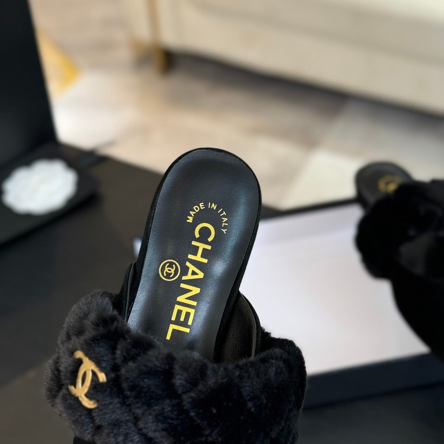 CC MULE IN BLACK SMOOTH FLEECE WITH GOLD HARDWARE - 35