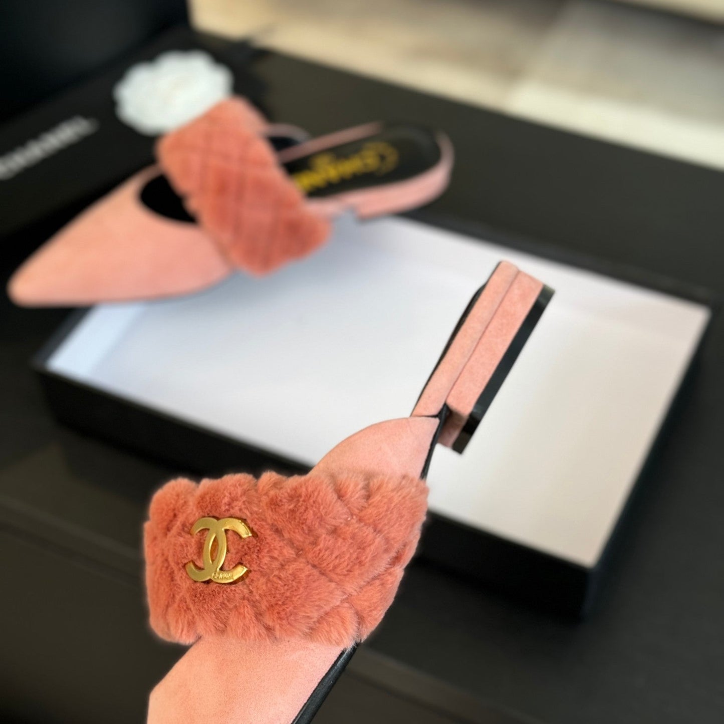 CC MULE IN LIGHT PINK SMOOTH FLEECE WITH GOLD HARDWARE - 35