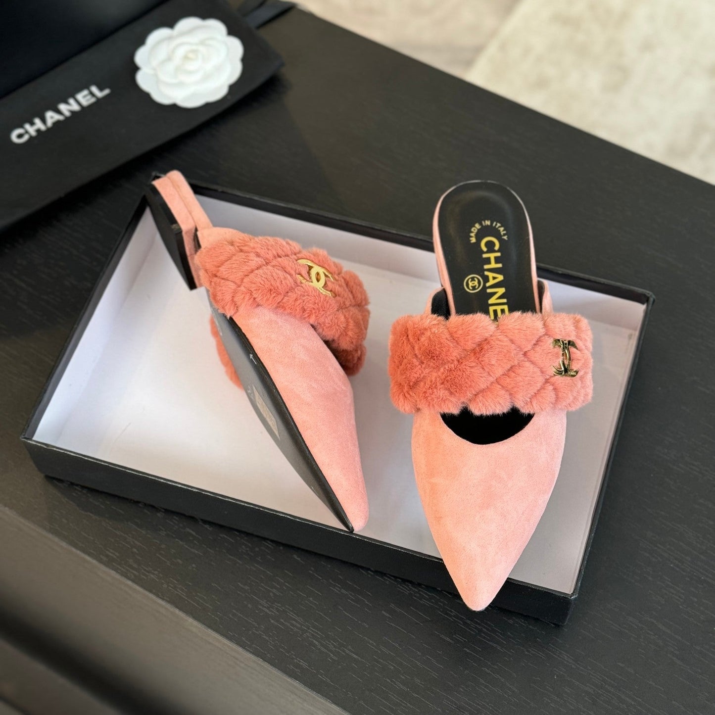 CC MULE IN LIGHT PINK SMOOTH FLEECE WITH GOLD HARDWARE - 35