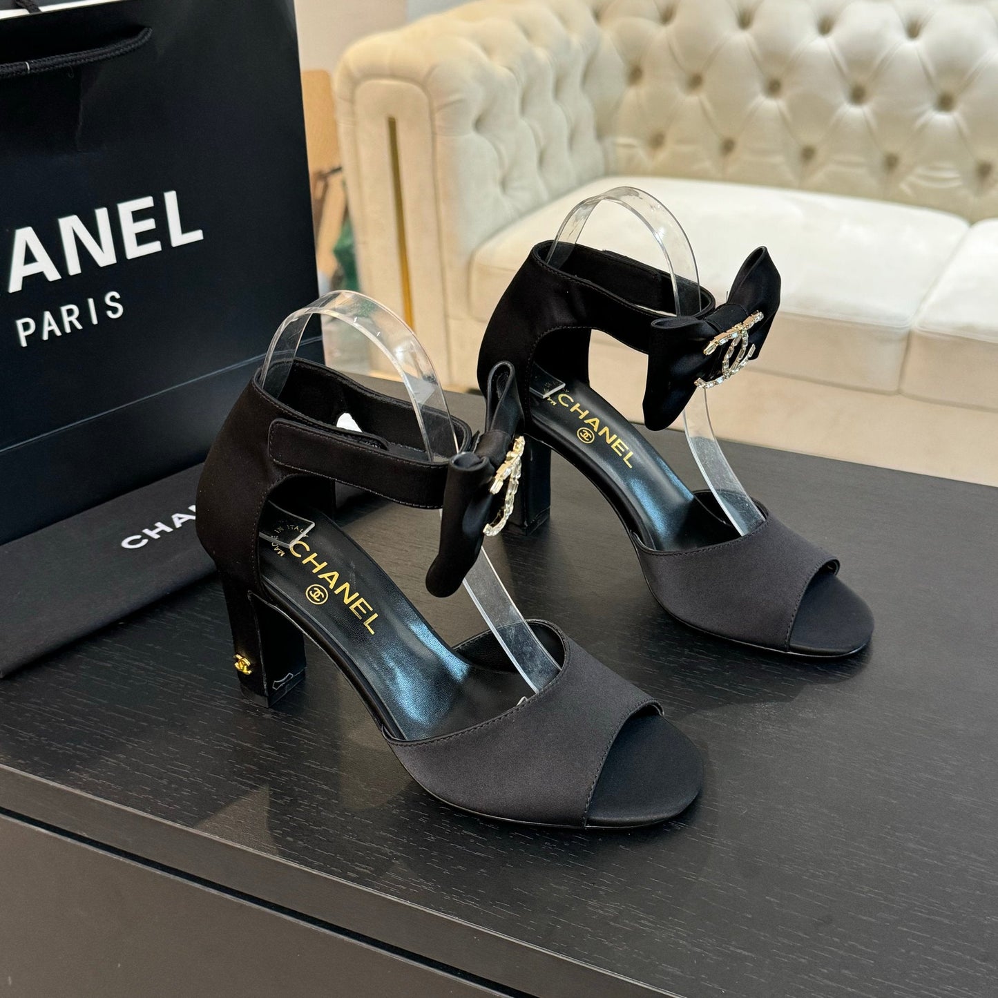 HIGH SANDAL OPEN TOE IN BLACK SATIN - 35