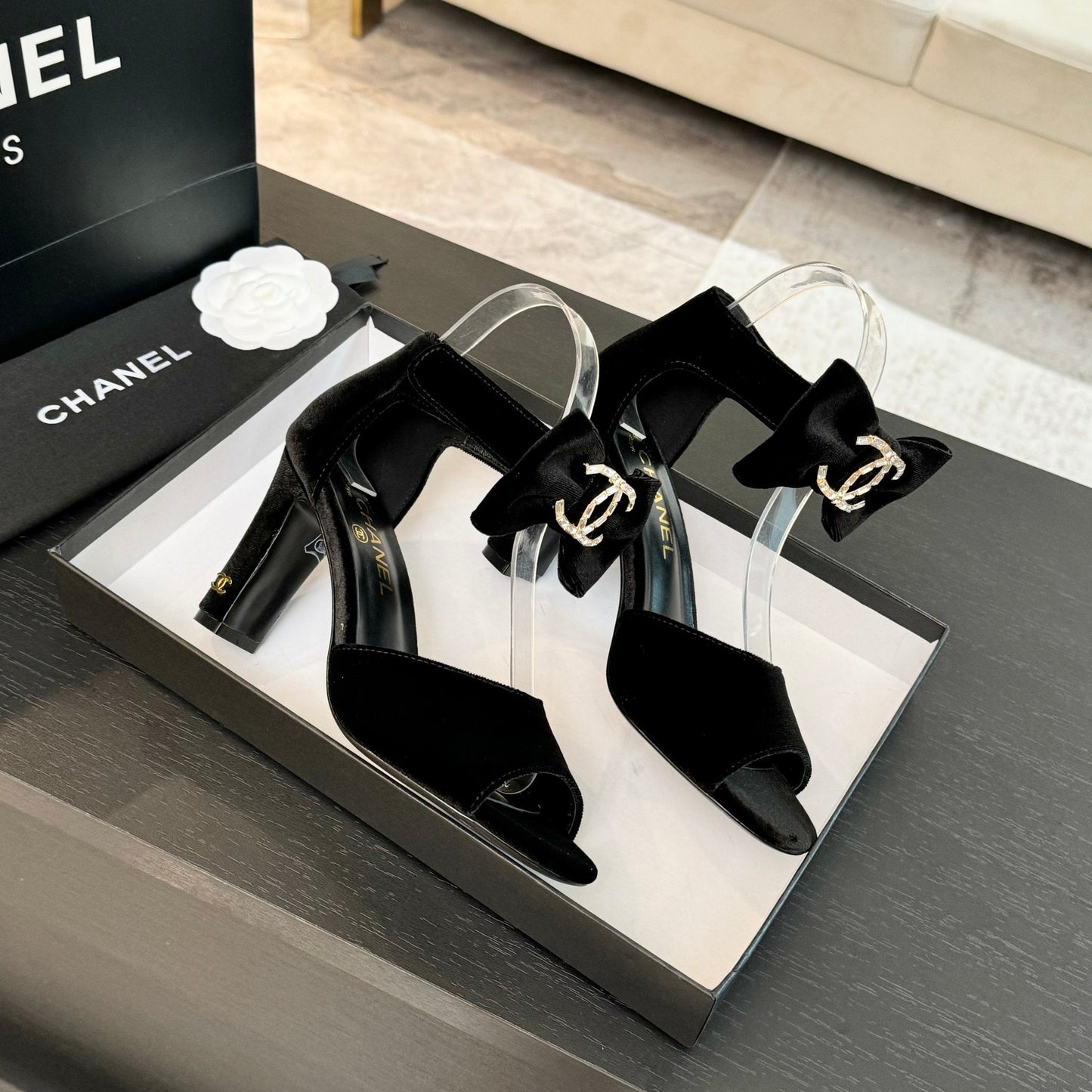 HIGH SANDAL OPEN TOE IN BLACK VELVET - 35