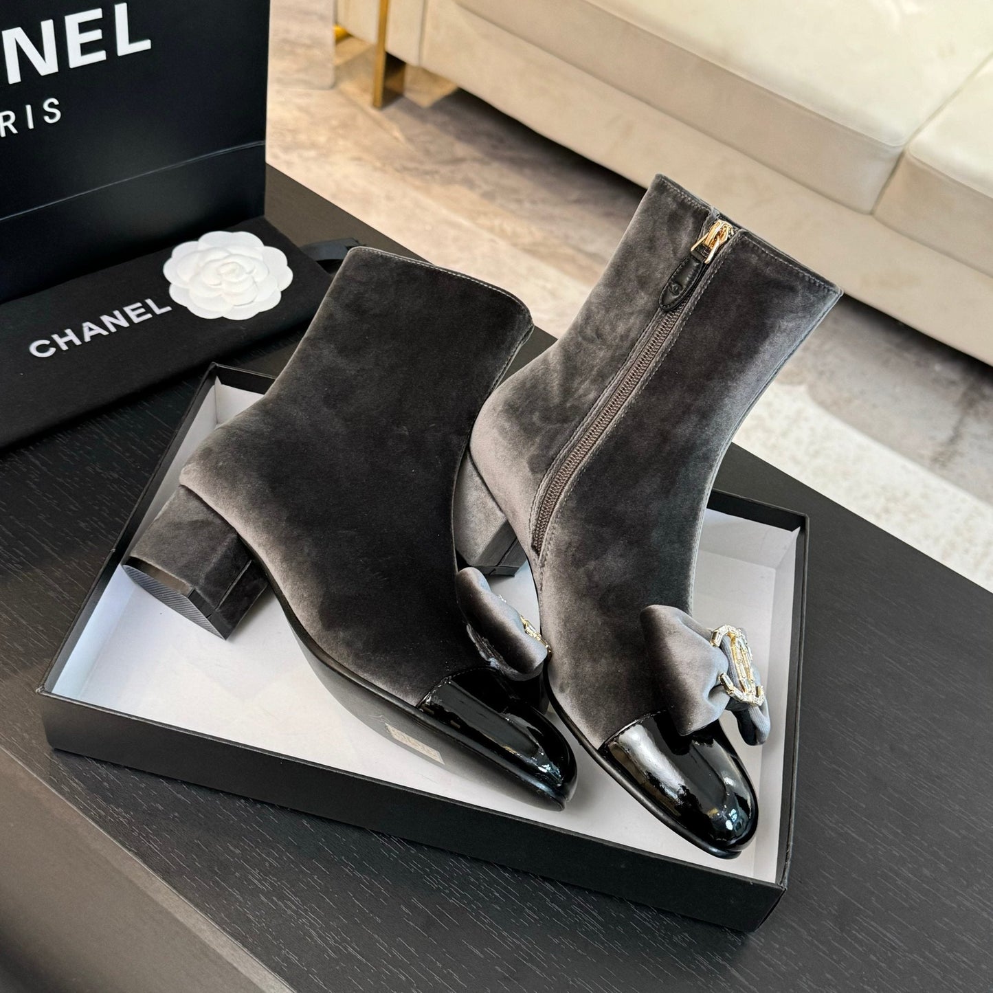 SHORT BOOTS IN DOLPHIN GRAY VELVET AND BLACK LAMBSKIN - 35