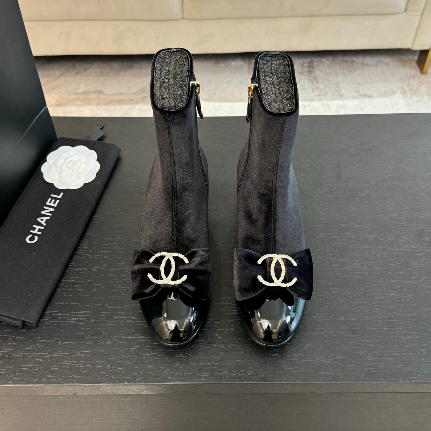 SHORT BOOTS IN BLACK VELVET AND LAMBSKIN - 35
