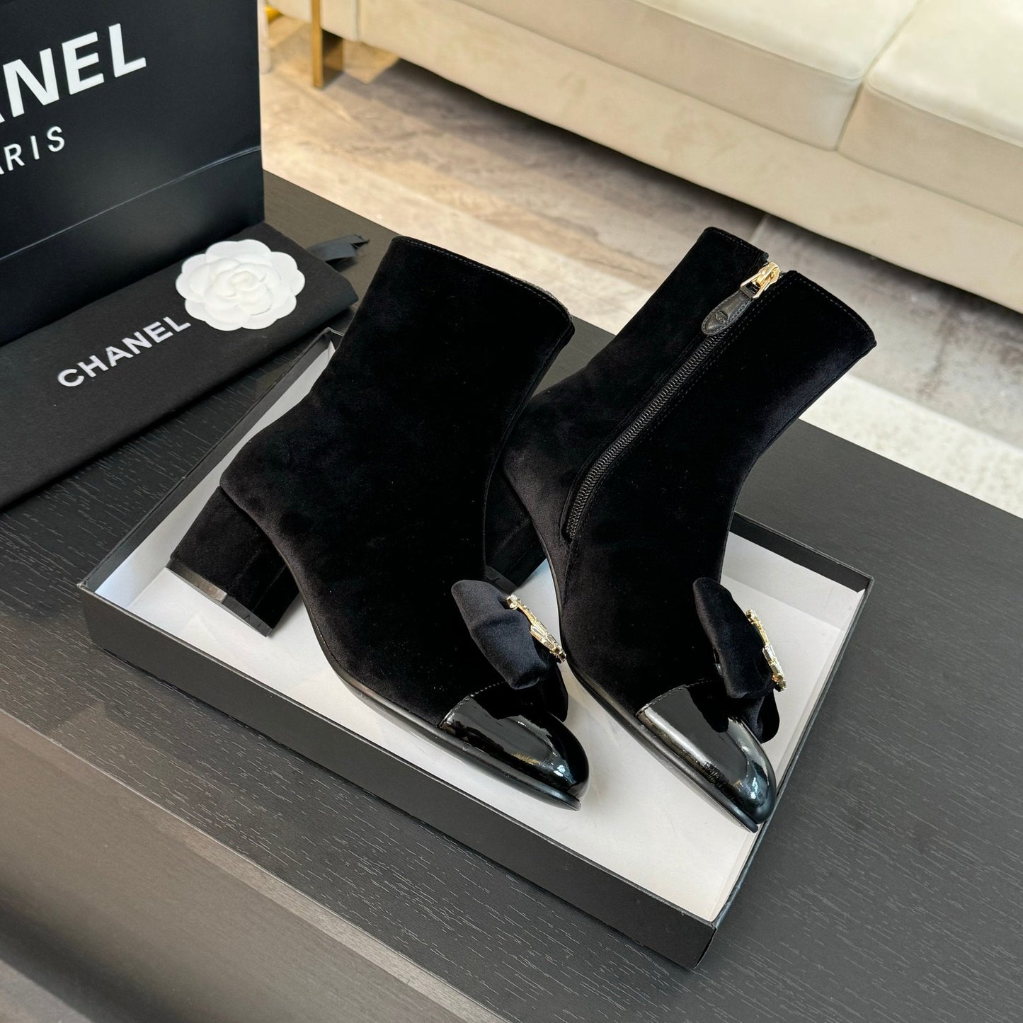 SHORT BOOTS IN BLACK VELVET AND LAMBSKIN - 35