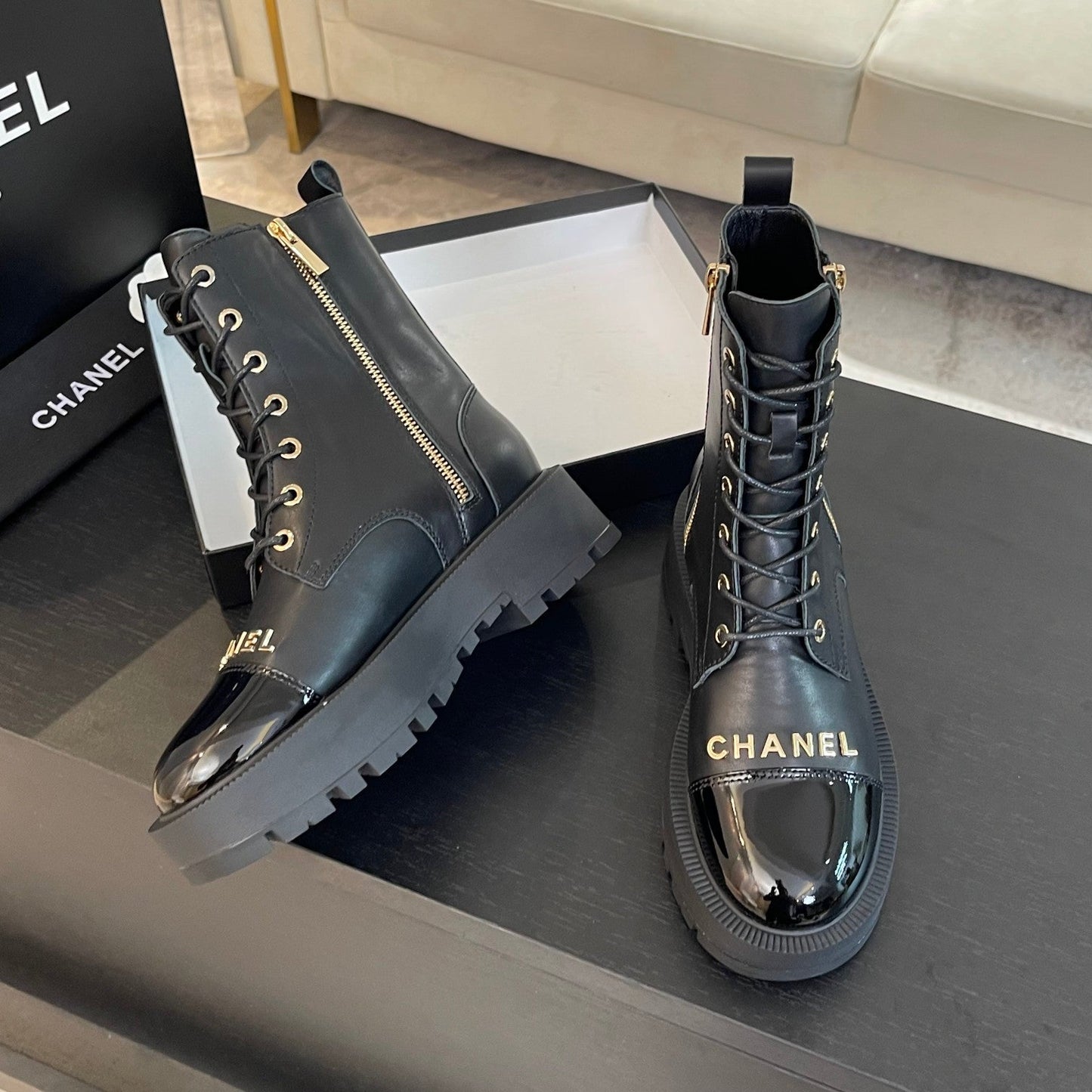 ANKLE BOOTS IN BLACK LAMBSKIN - 35