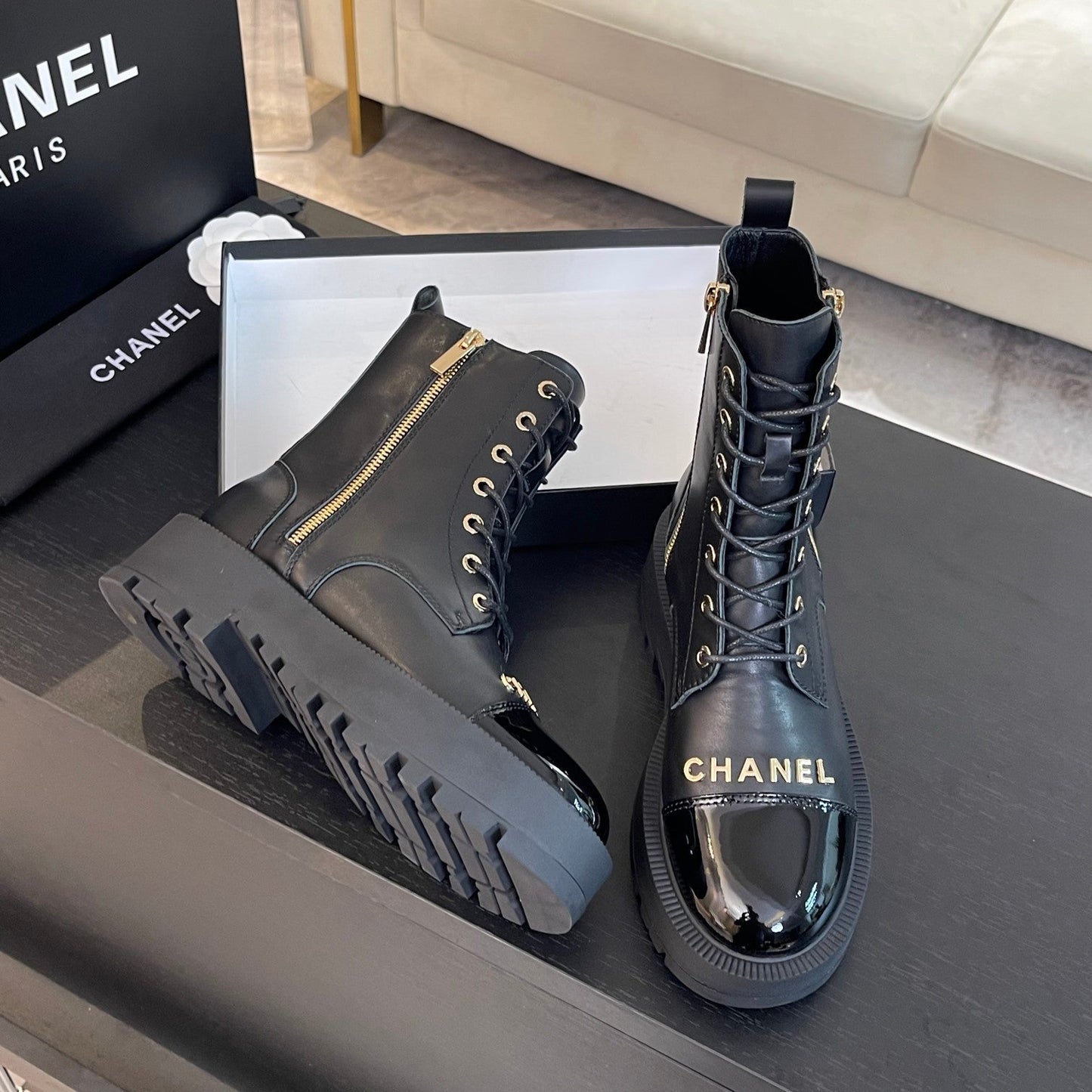 ANKLE BOOTS IN BLACK LAMBSKIN - 35