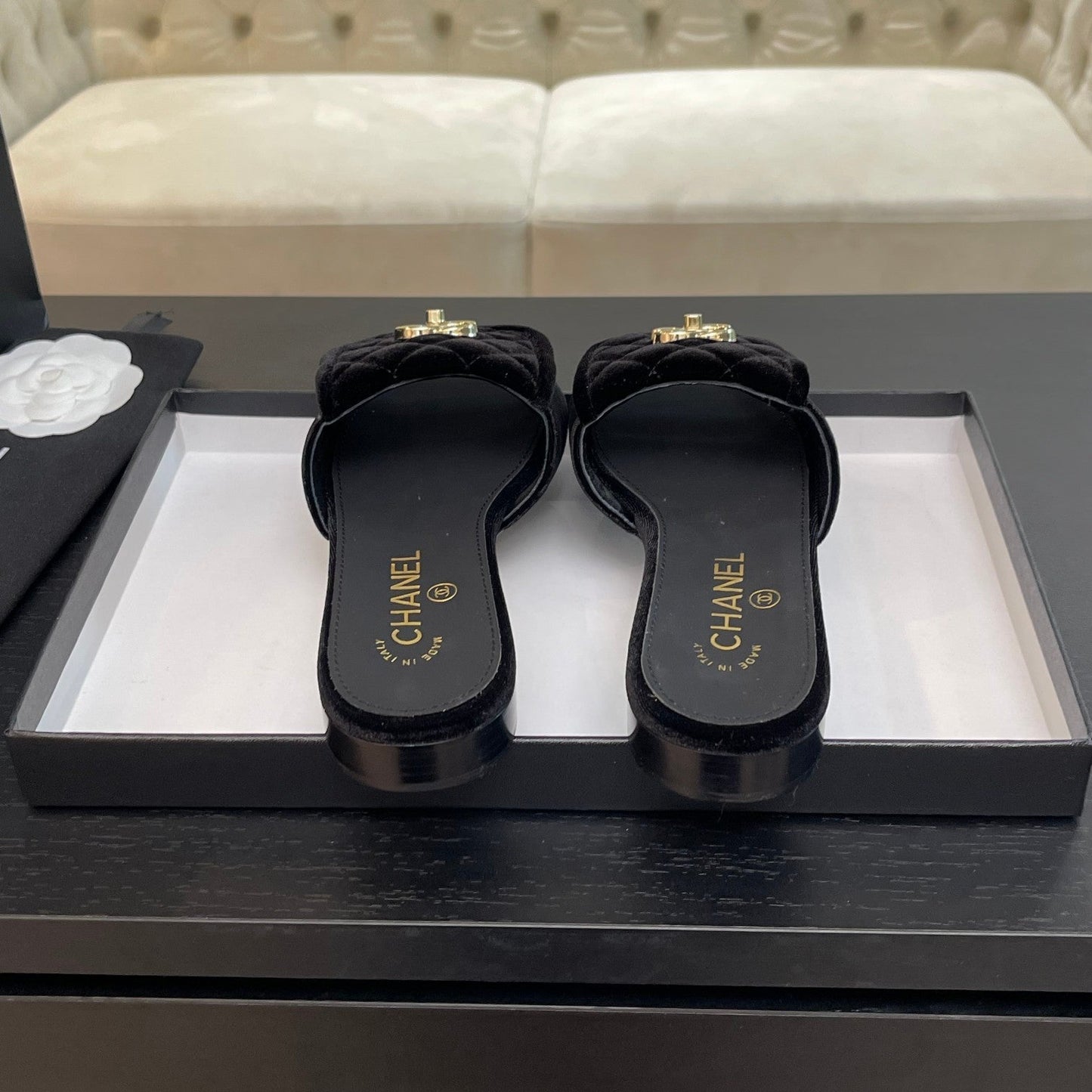 FLAT MULE IN BLACK VELVET - 35