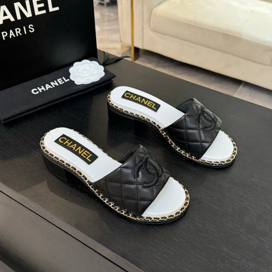 HIGH FLATFORM SLIPPER IN BLACK EMBOSSED SHEEPSKIN - 35