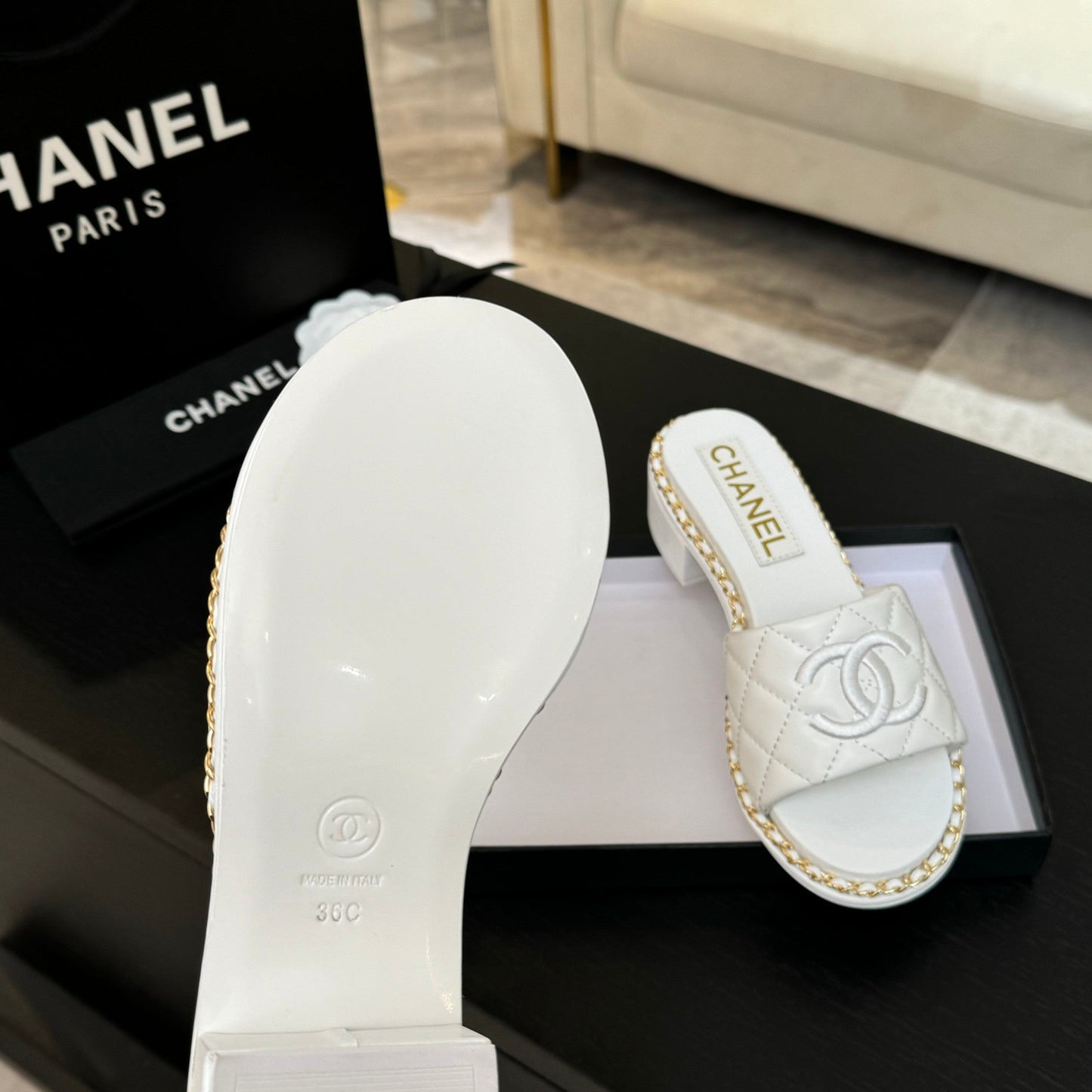 HIGH FLATFORM SLIPPER IN WHITE EMBOSSED SHEEPSKIN - 35