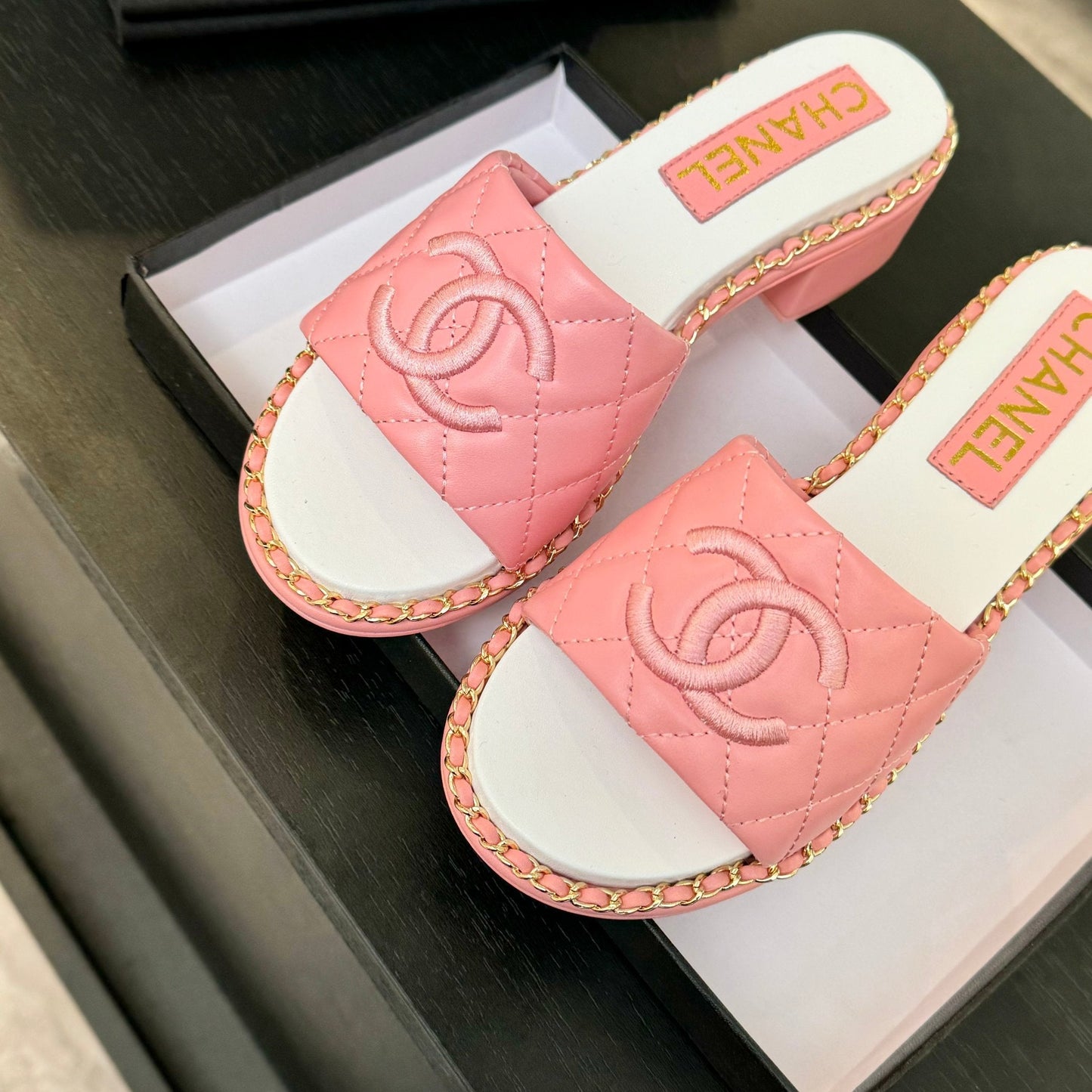 HIGH FLATFORM SLIPPER IN ROUGE PINK EMBOSSED SHEEPSKIN - 35