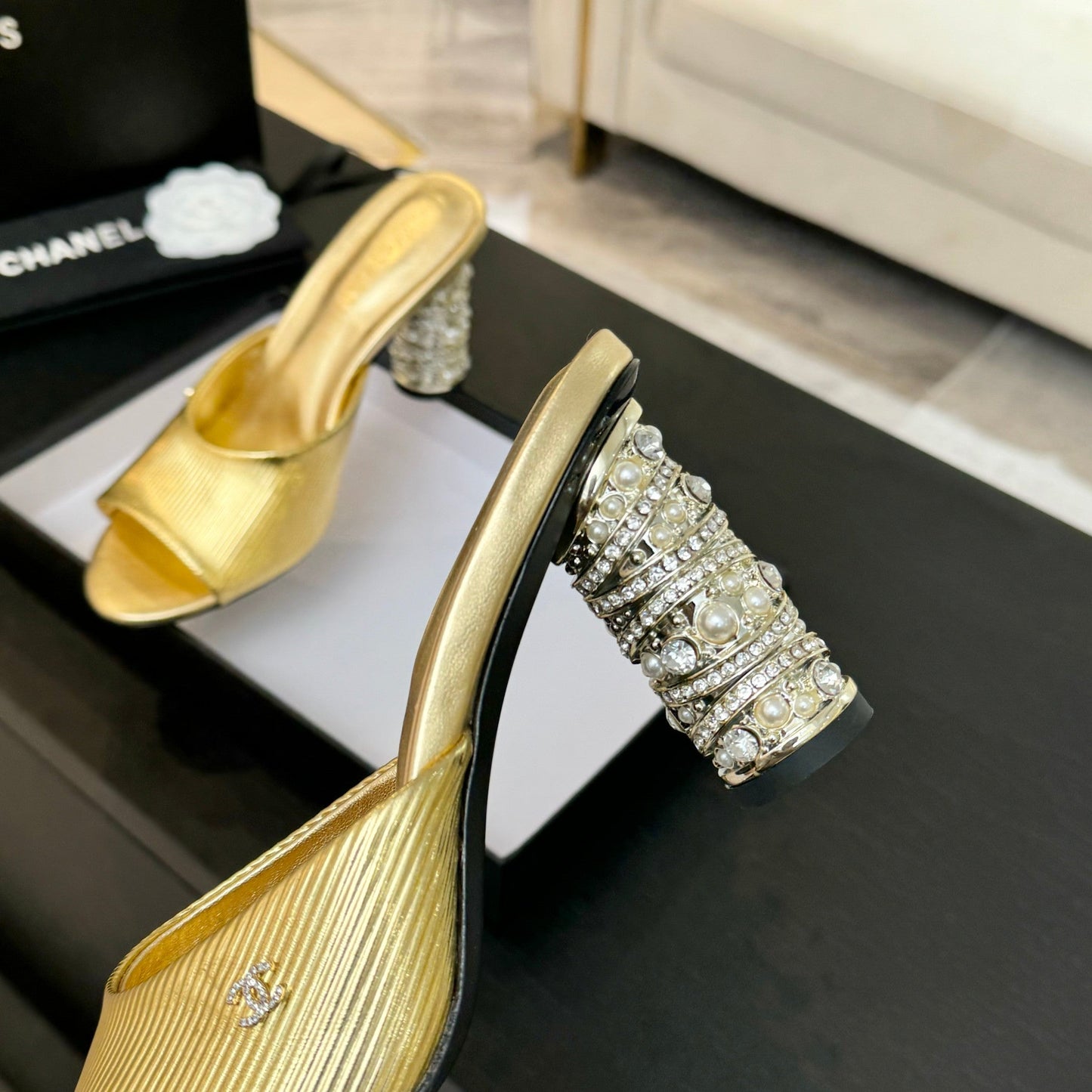 T-STRAP PEARL HEEL 85 MM SANDALS IN GOLD LAMBSKIN MULE - 35