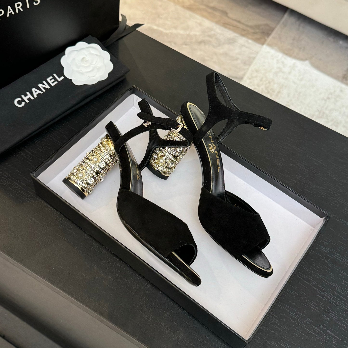 T-STRAP PEARL HEEL 85 MM SANDALS IN BLACK SUEDE - 35