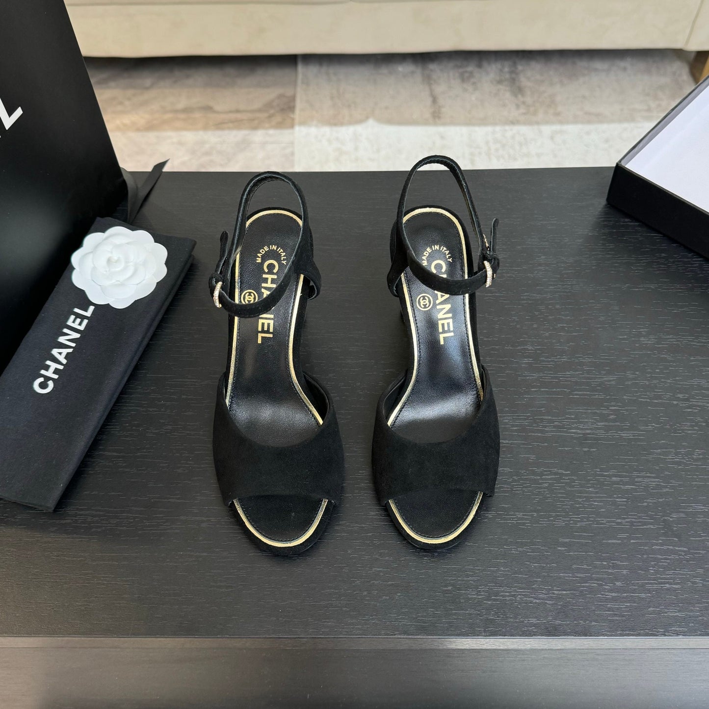 T-STRAP PEARL HEEL 85 MM SANDALS IN BLACK SUEDE - 35