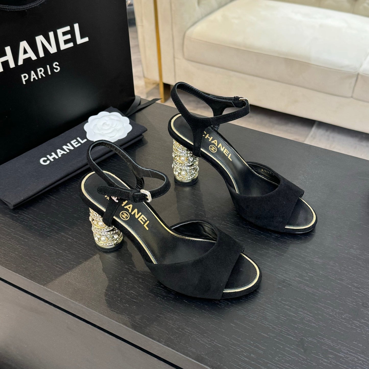 T-STRAP PEARL HEEL 85 MM SANDALS IN BLACK SUEDE - 35