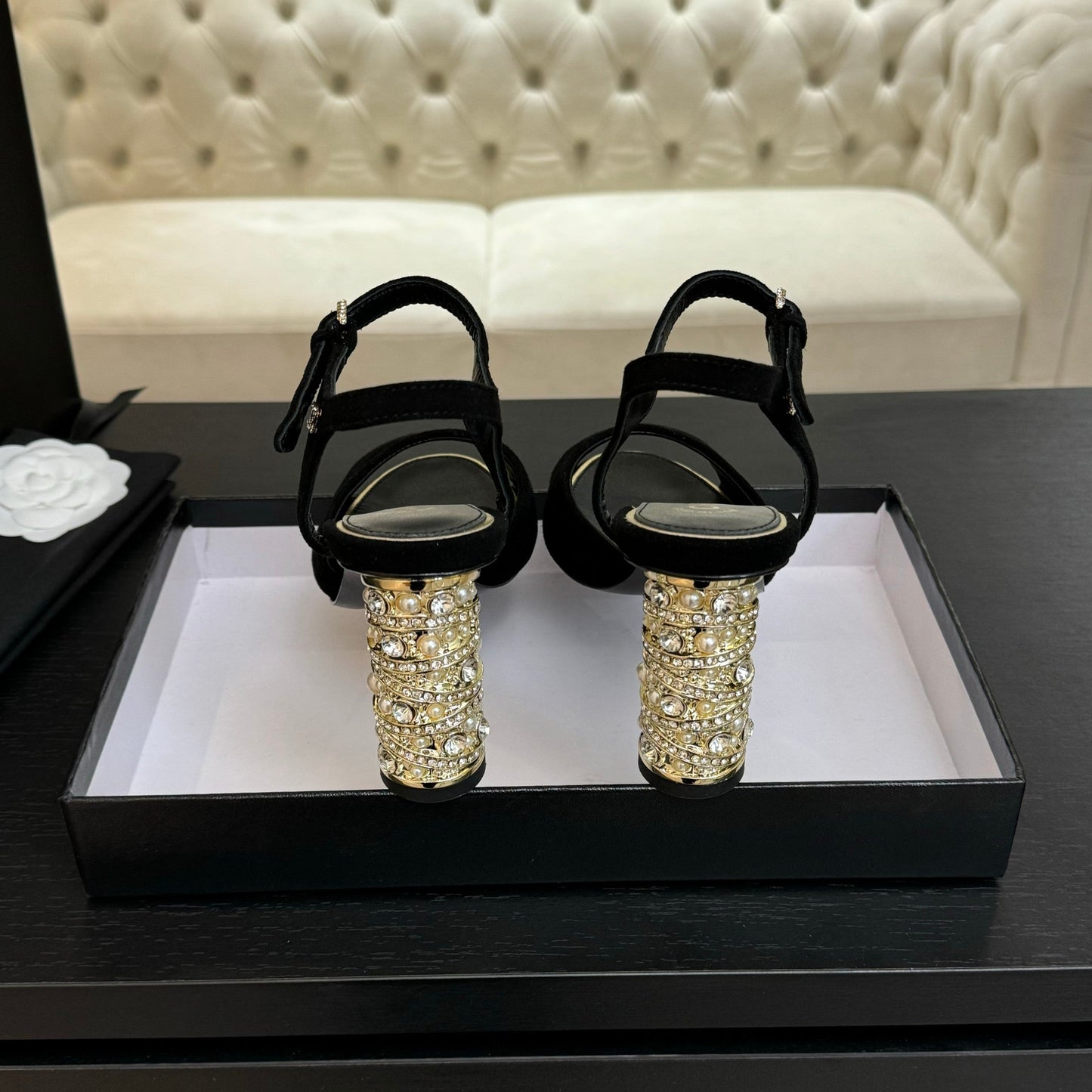 T-STRAP PEARL HEEL 85 MM SANDALS IN BLACK SUEDE - 35