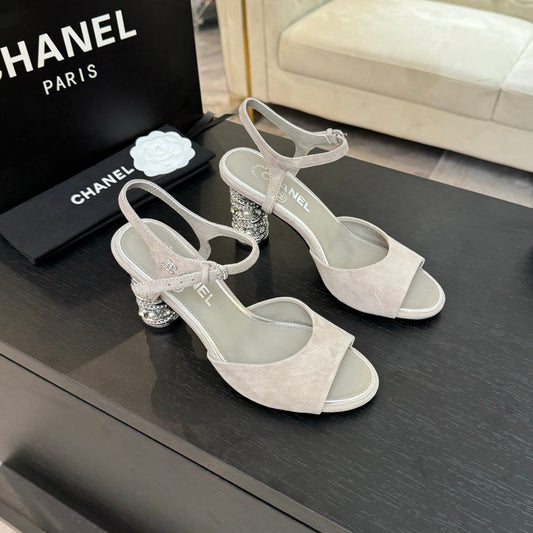 T-STRAP PEARL HEEL 85 MM SANDALS IN PASTEL GRAY SUEDE - 35