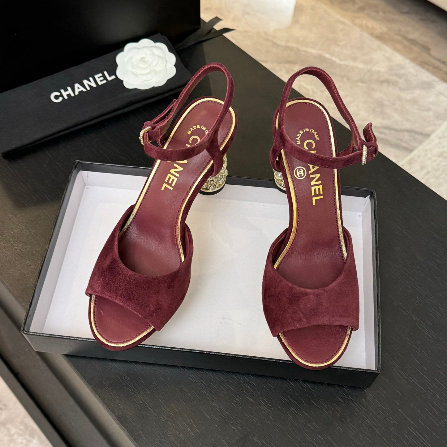 T-STRAP PEARL HEEL 85 MM SANDALS IN SANGRIA RED SUEDE - 35