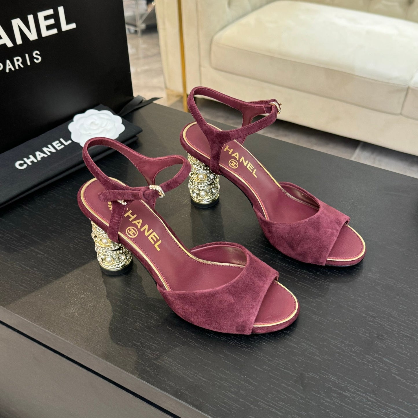 T-STRAP PEARL HEEL 85 MM SANDALS IN SANGRIA RED SUEDE - 35