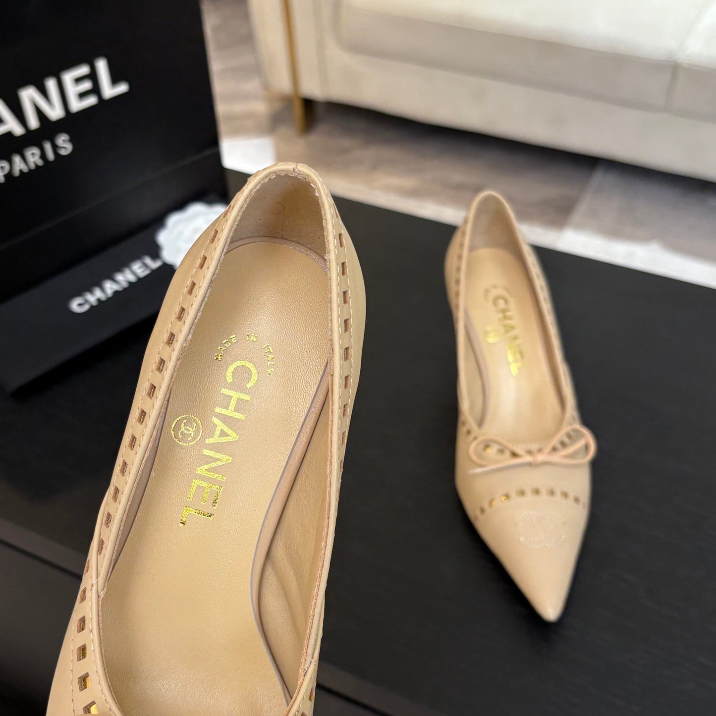 HIGH HEEL PUMP 65 MM IN FLAX YELLOW LAMBSKIN - 35