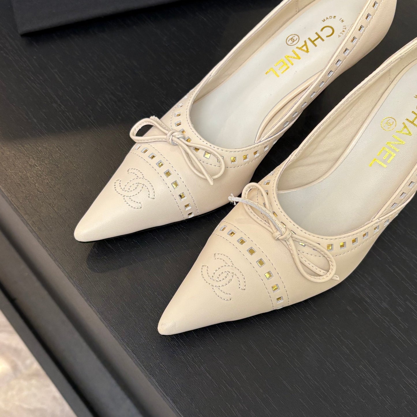 HIGH HEEL PUMP 65 MM IN WHITE CREAM LAMBSKIN - 35