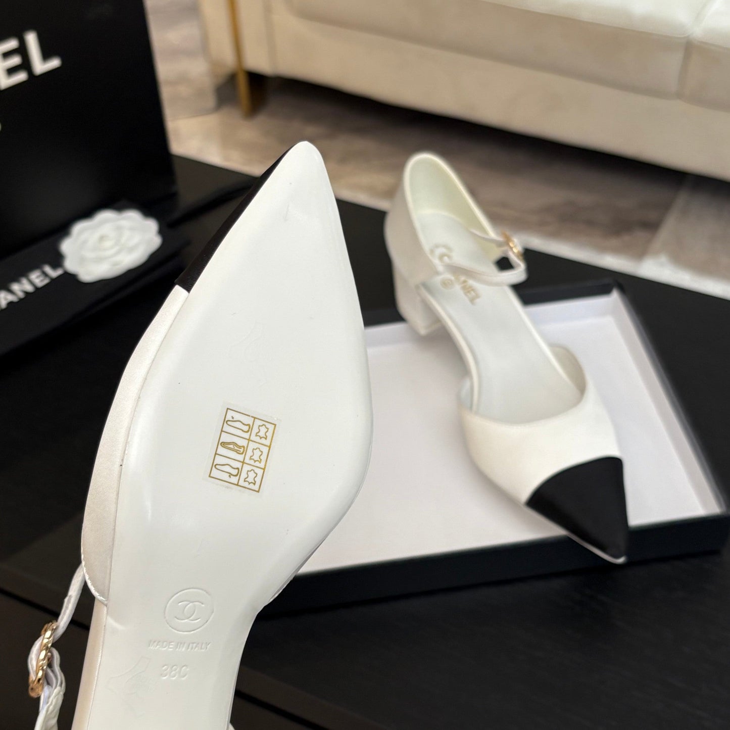 BLOCK HEEL SLINGBACKS IN WHITE MIX BLACK SILK FABRIC - 35