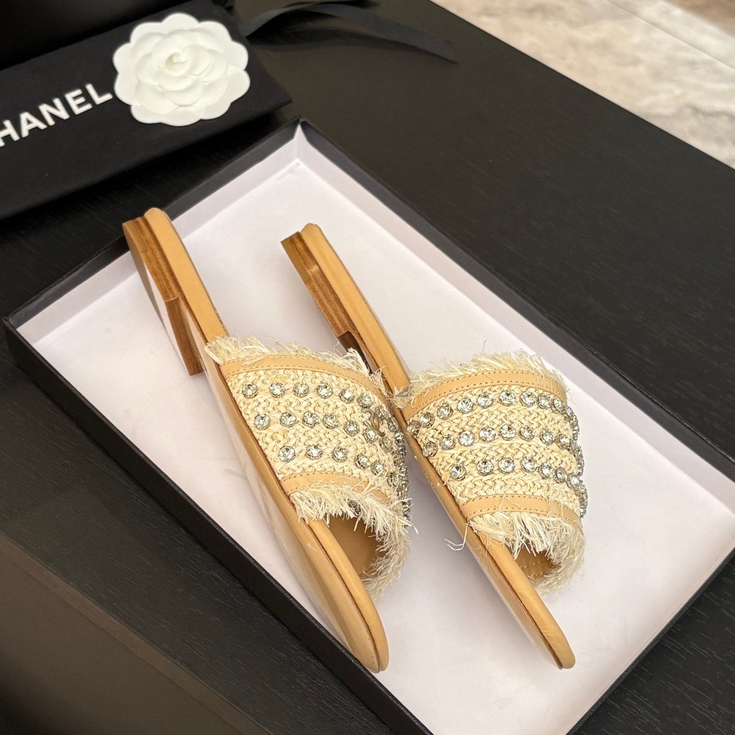 FLAT SANDALS BEIGE MIX LIGHT ORANGE WITH CRYSTALS - 35