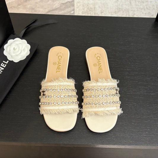 ПЛАСКІ БОСОНІЖКИ БЕЖЕВІ З БІЛИМ ІЗ КРИСТАЛАМИ - 35