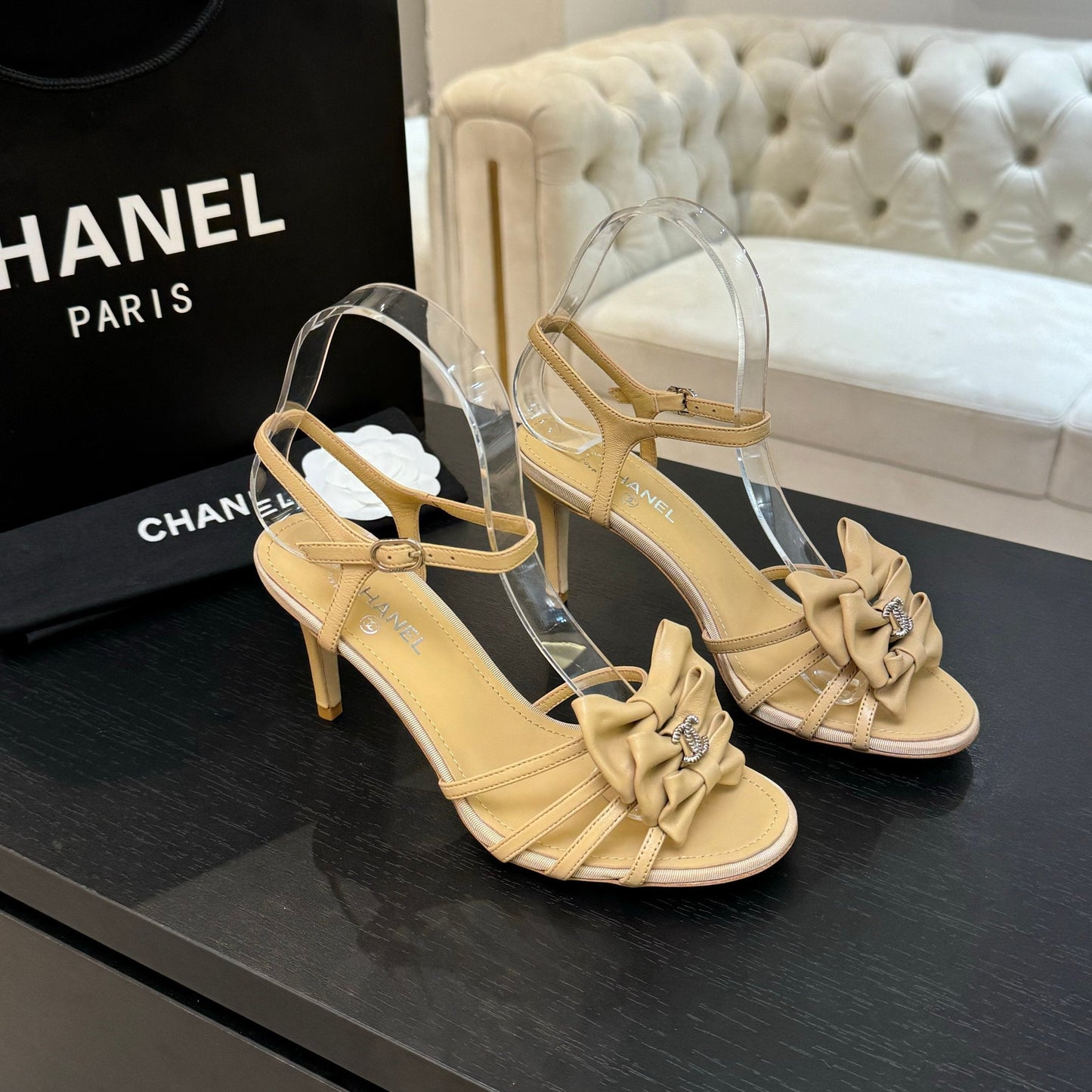 HIGH HEEL SANDAL WITH BOW IN BEIGE LAMBSKIN - 35