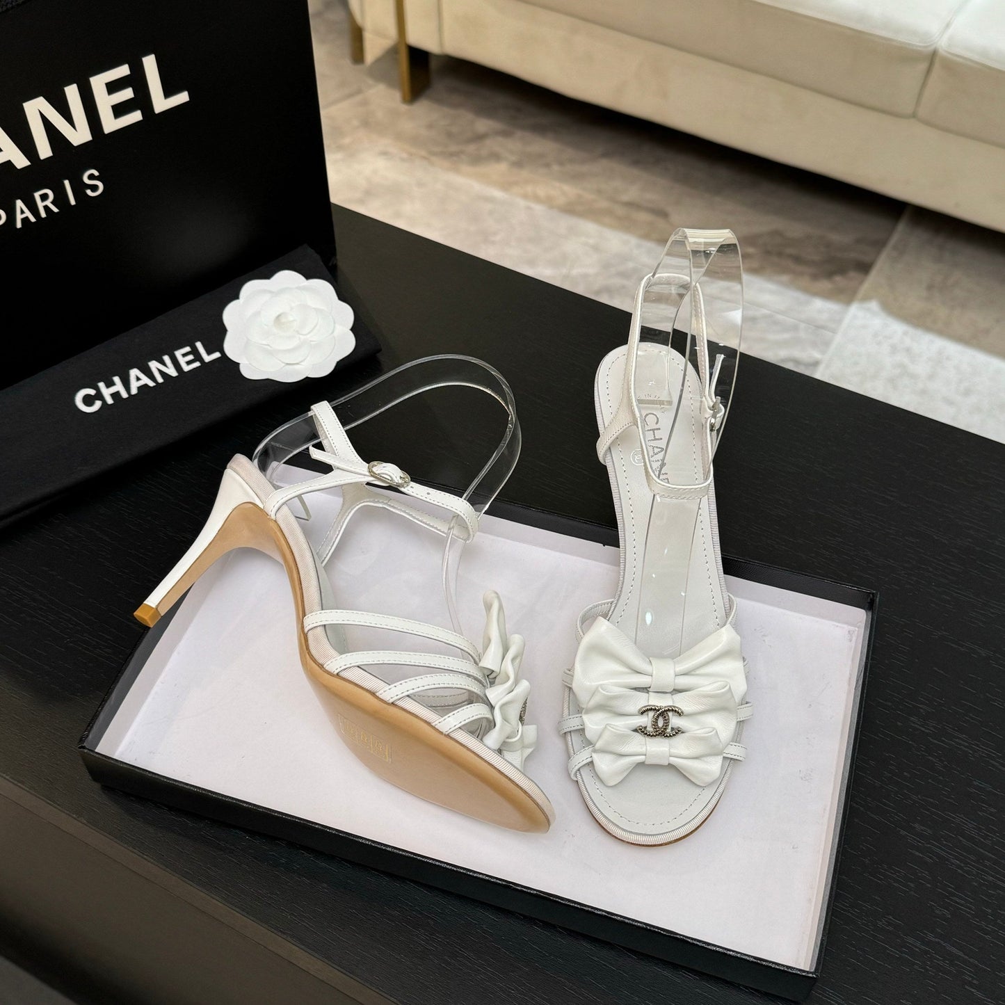 HIGH HEEL SANDAL WITH BOW IN WHITE LAMBSKIN - 35