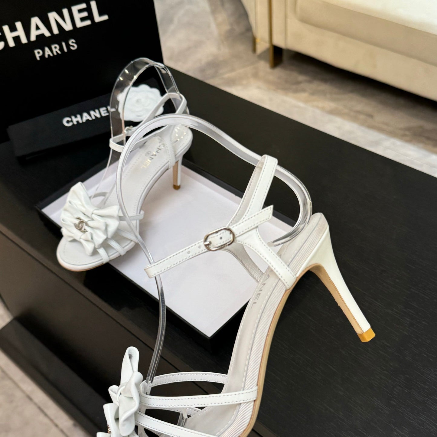HIGH HEEL SANDAL WITH BOW IN WHITE LAMBSKIN - 35