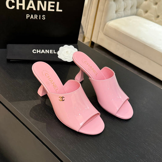 PEEP TOE MULE 85MM IN PINK PATENT CALFSKIN - 35