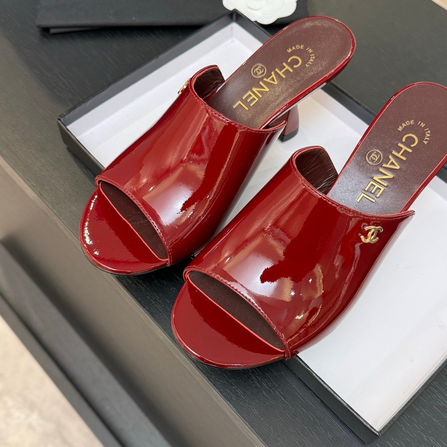 PEEP TOE MULE 85MM IN WINE RED PATENT CALFSKIN - 35