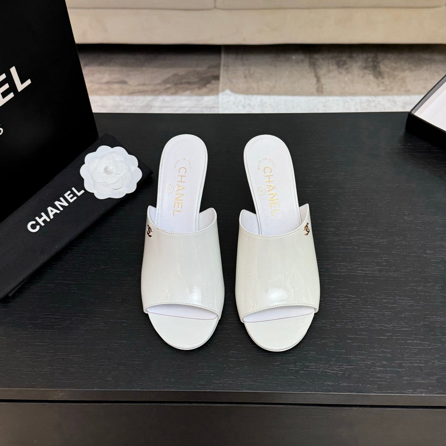 PEEP TOE MULE 85MM IN WHITE PATENT CALFSKIN - 35