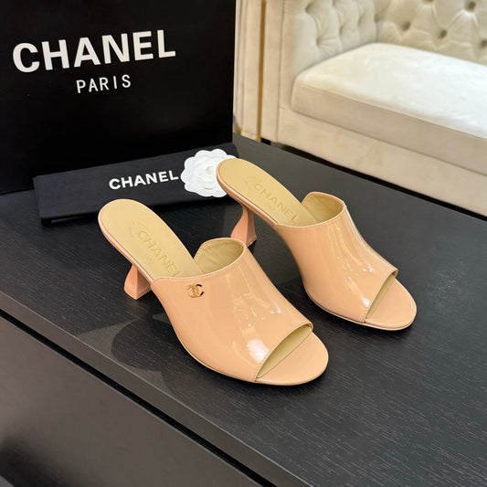 PEEP TOE MULE 85MM IN APRICOT ORANGE PATENT CALFSKIN - 35