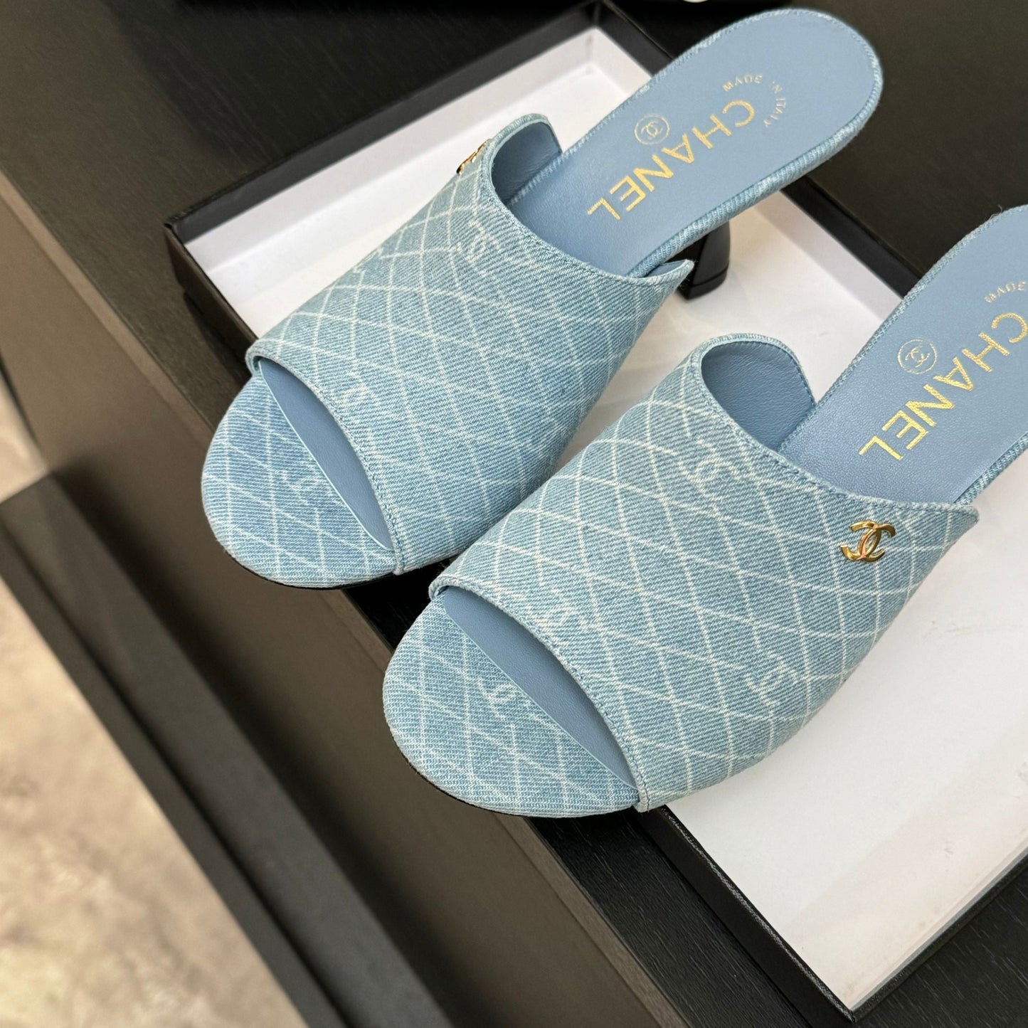 PEEP TOE MULE 85MM IN SKY BLUE DENIM CHECKERED AND LOGO - 35