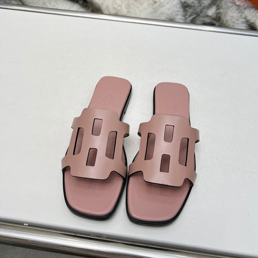 FLATFORM SANDAL LIGHT PINK CALFSKIN - 35