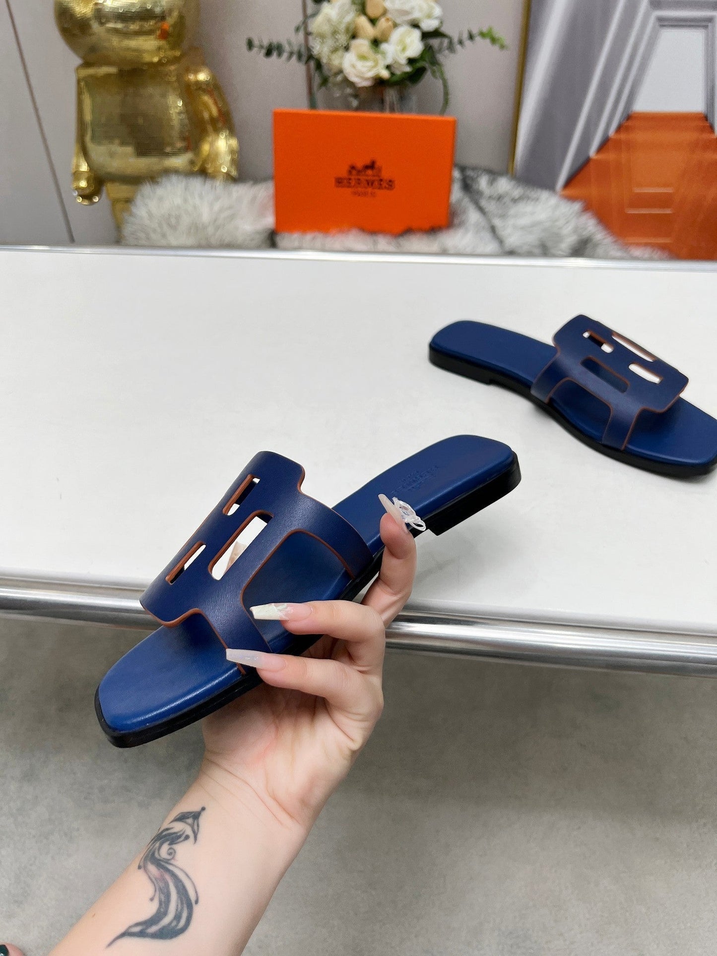 FLATFORM SANDAL NAVY CALFSKIN - 35