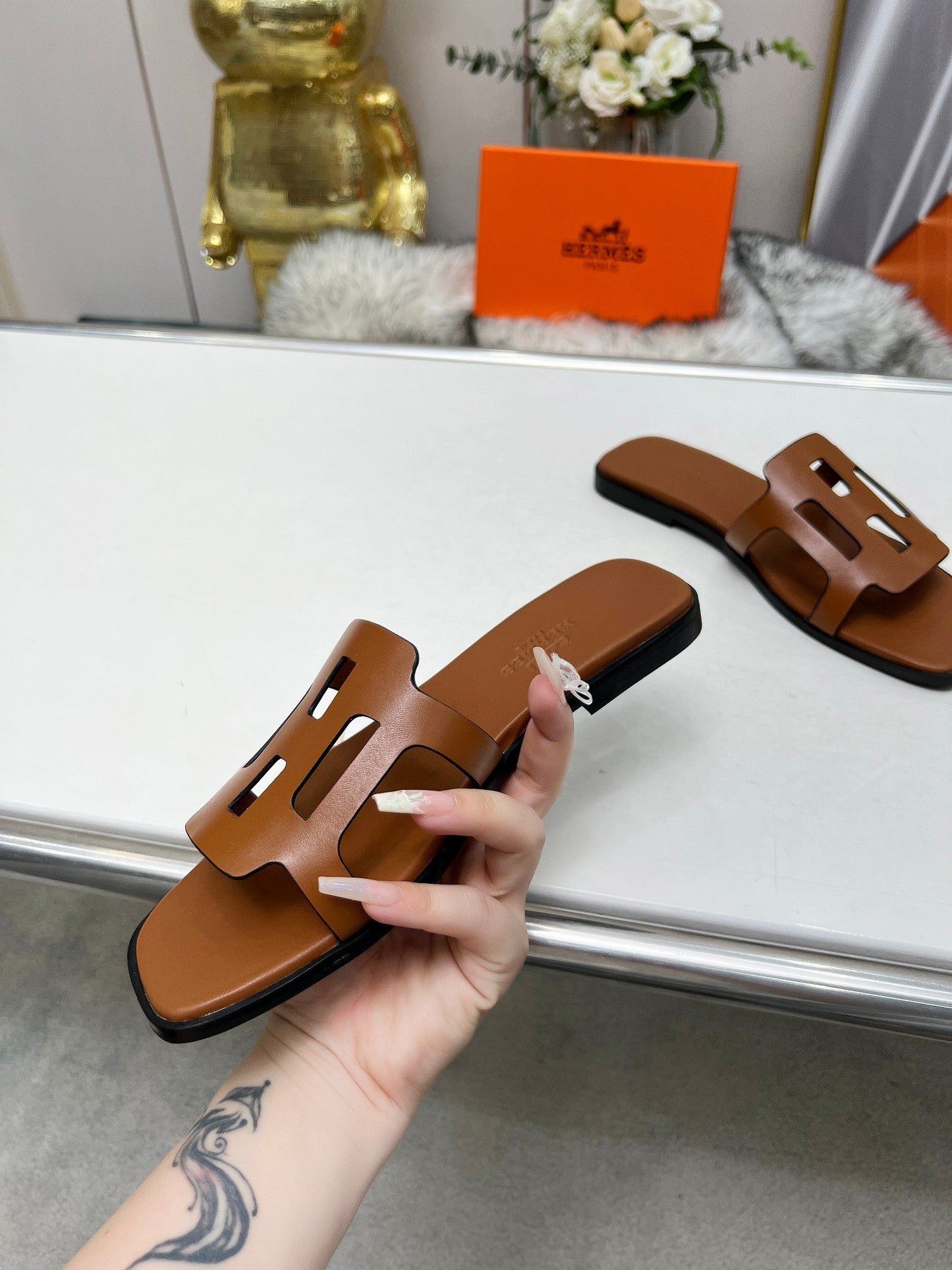 FLATFORM SANDAL CARAMEL CALFSKIN - 35