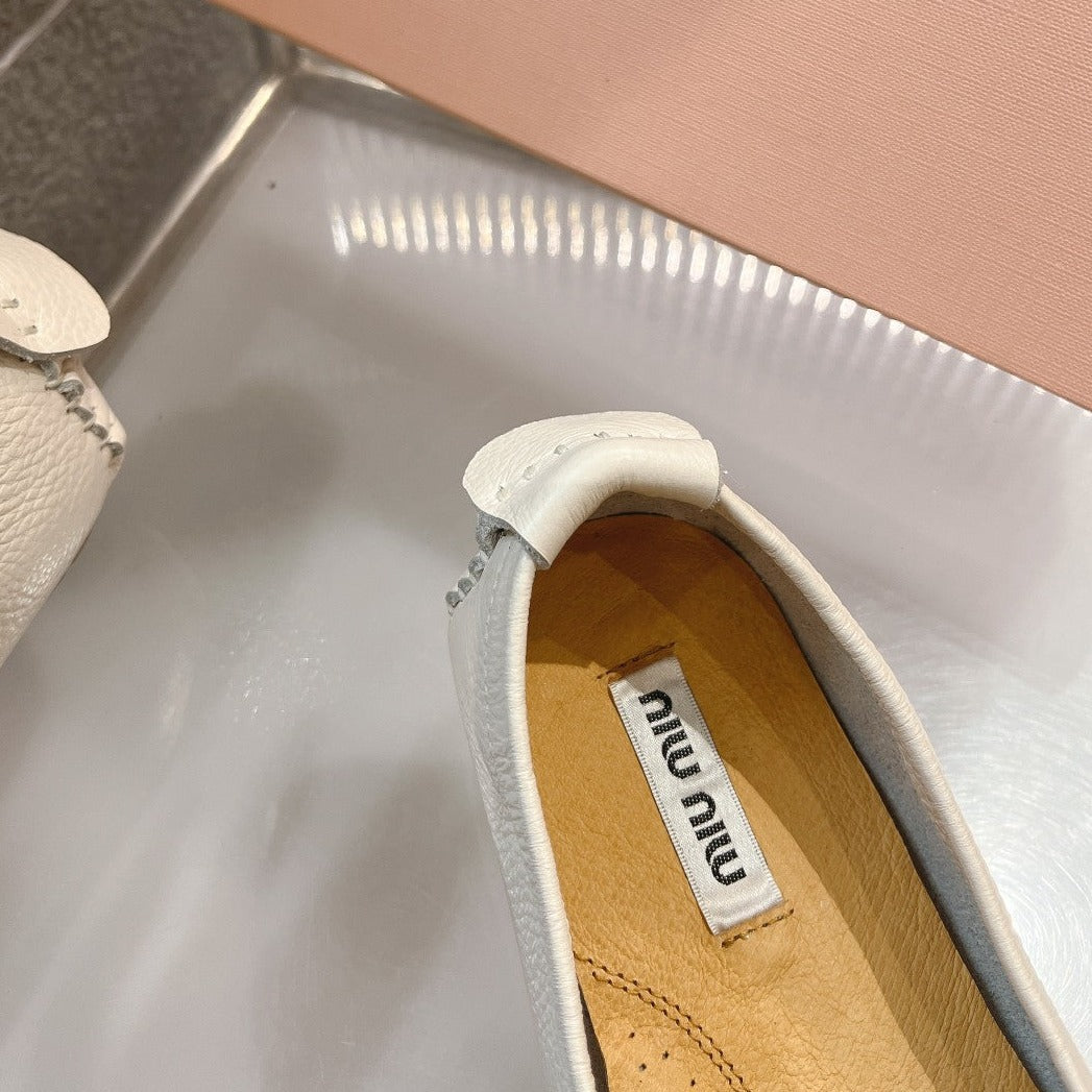 SLIP-ON HAND-SEWN SHOES WHITE CREAM COWHIDE - 35