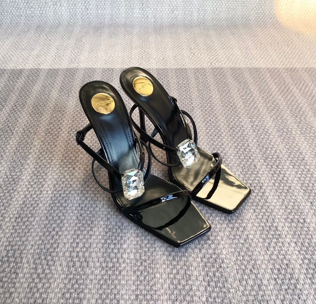 HIGH MULES WITH GEM IN BLACK GLOSSY CALFSKIN - 35