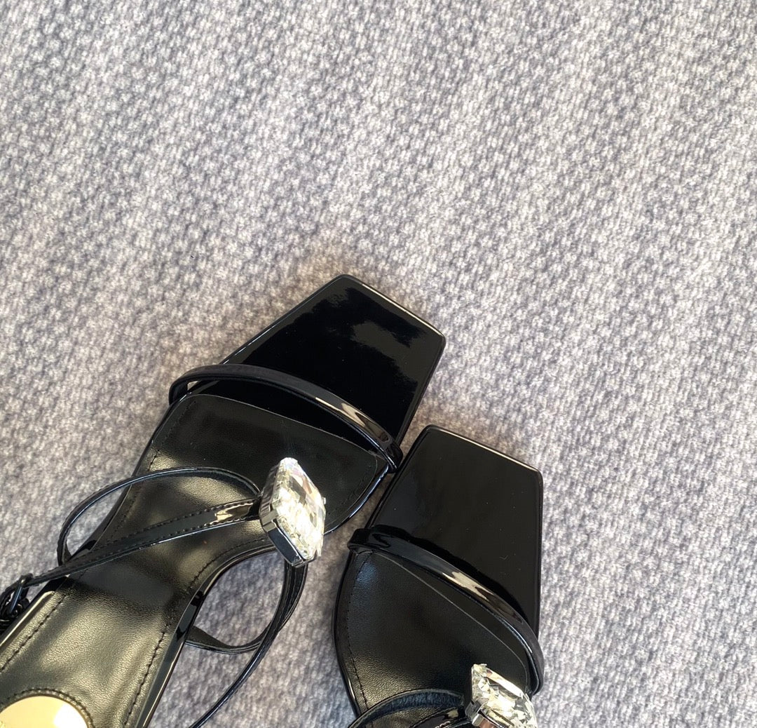 HIGH MULES WITH GEM IN BLACK GLOSSY CALFSKIN - 35