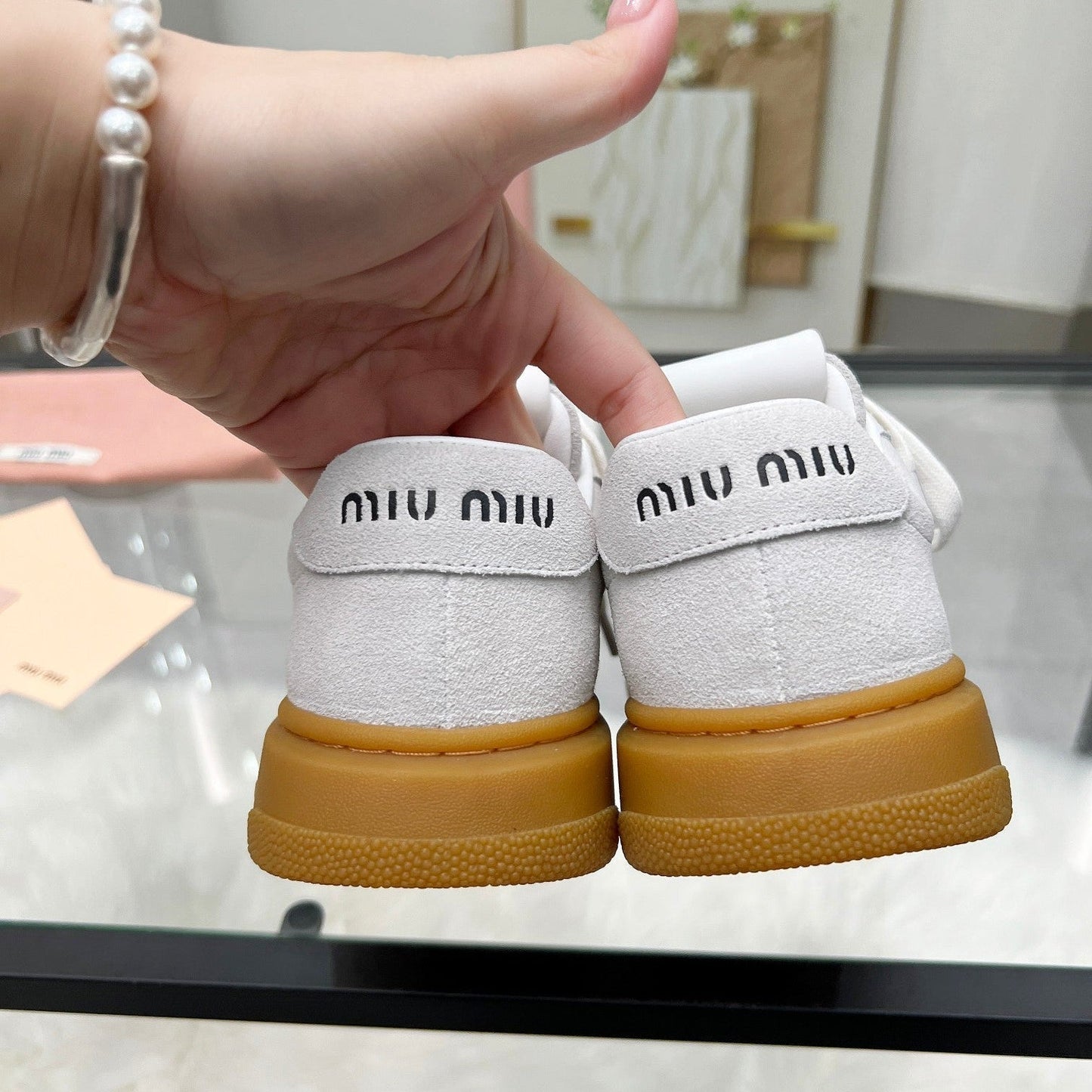 ECRU SNEAKERS IN LIGHT GREY SUEDE - 35