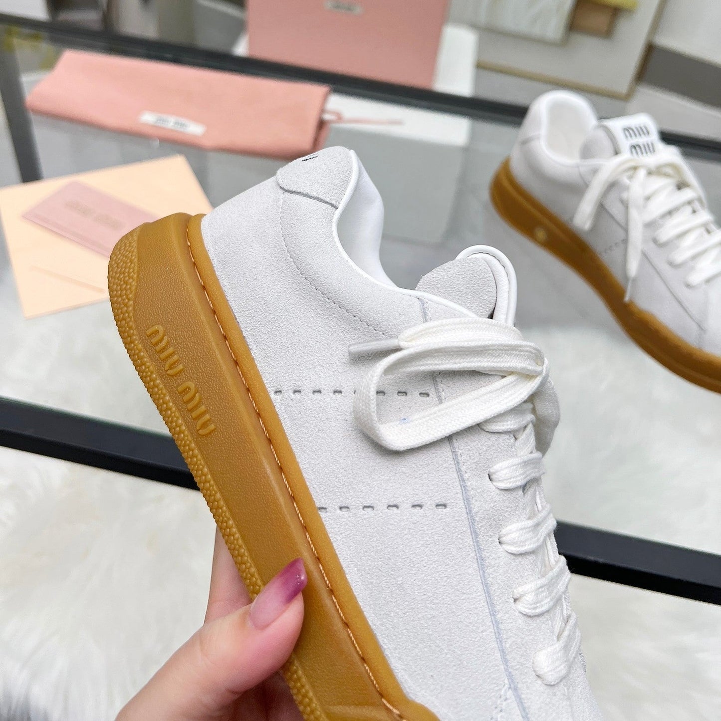 ECRU SNEAKERS IN LIGHT GREY SUEDE - 35