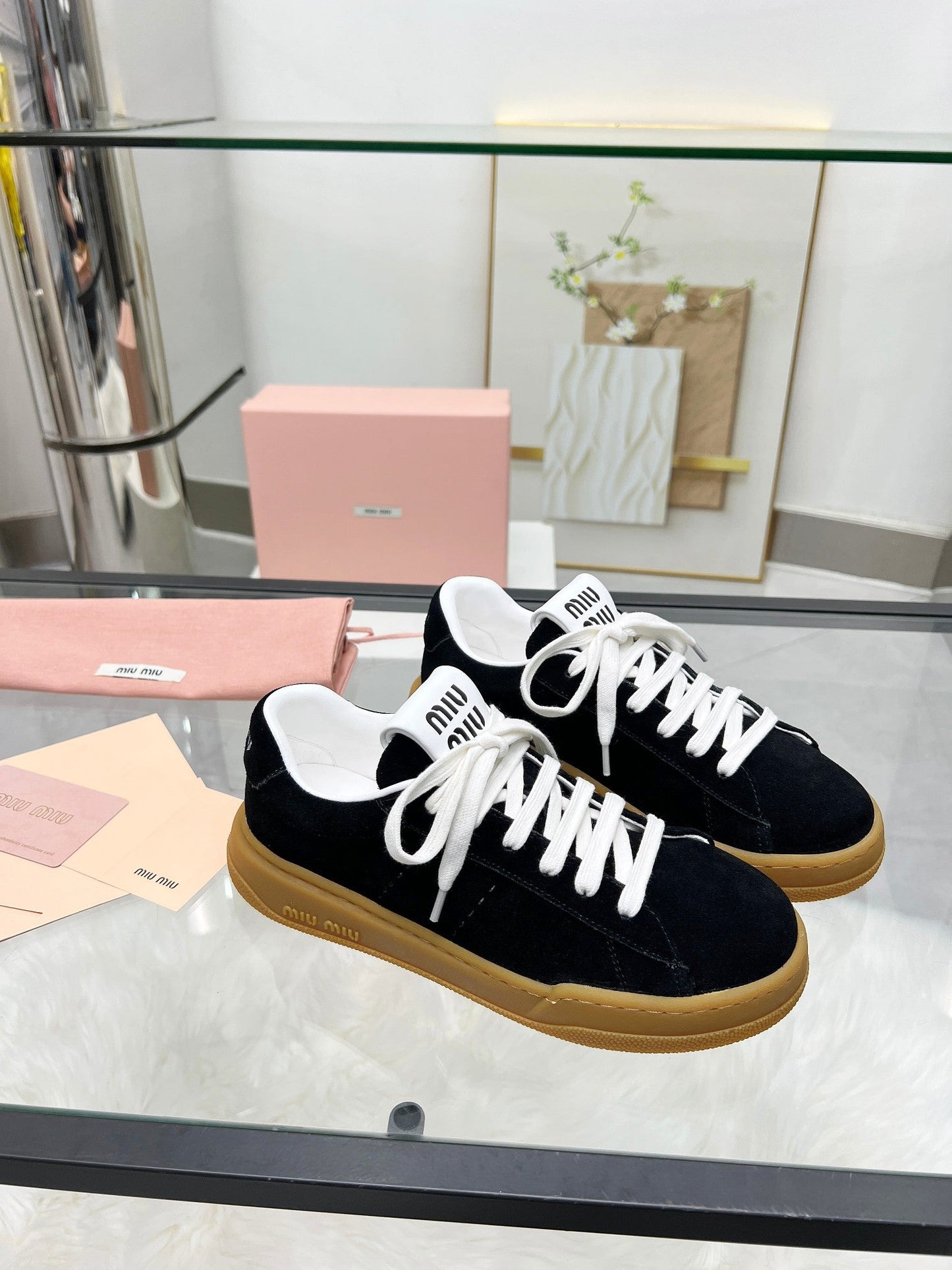 ECRU SNEAKERS IN BLACK SUEDE - 35